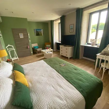 Bed & Breakfast L'ardoisiere, Et D'amis